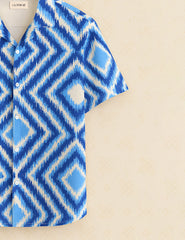 Blue Diamond Pattern Resort Fit Men’s Half Sleeve Shirt GenZ Edition